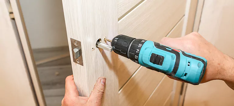 Old Door Knob Repair in San Jose, CA